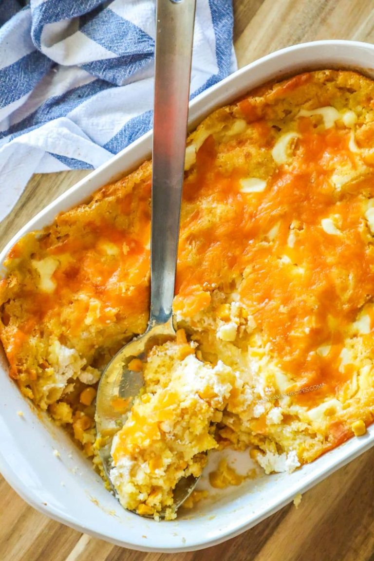 12 Genius Dinners You Can Make with a Simple Box of Jiffy Mix 12 Genius Dinners You Can Make with a Simple Box of Jiffy Mix