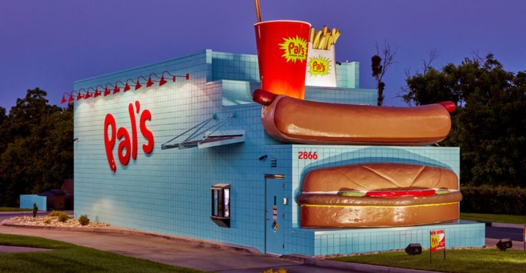 14 Fast Food Chains That Only Exist in One U.S. State (And Locals Love Them)