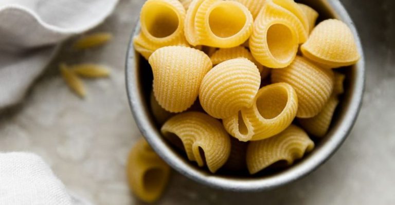 15 Things You Definitely Shouldn’t Cook In Your Air Fryer (Unless You Like Disasters)