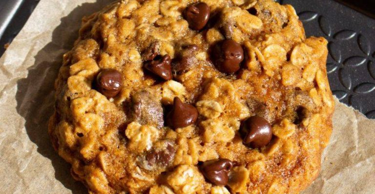 7 Healthy Oatmeal Cookies That Taste Amazing and Take Minutes to Make
