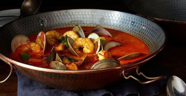 7 Hearty Portuguese Meals and 4 Sweet Treats That’ll Make You Drool