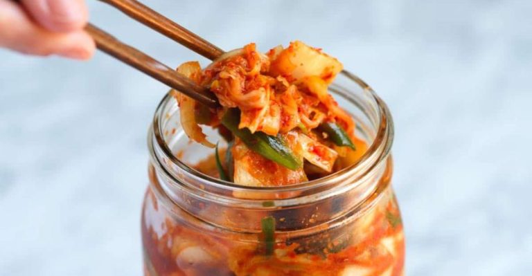 7 Korean Pantry Staples That’ll Instantly Upgrade Your Cooking (Plus 3 to Skip)