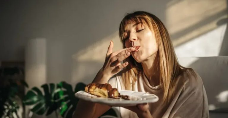 7 Things You Should Never Eat After Waking Up & 6 You Totally Should