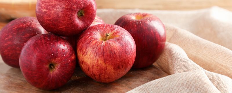 Apples