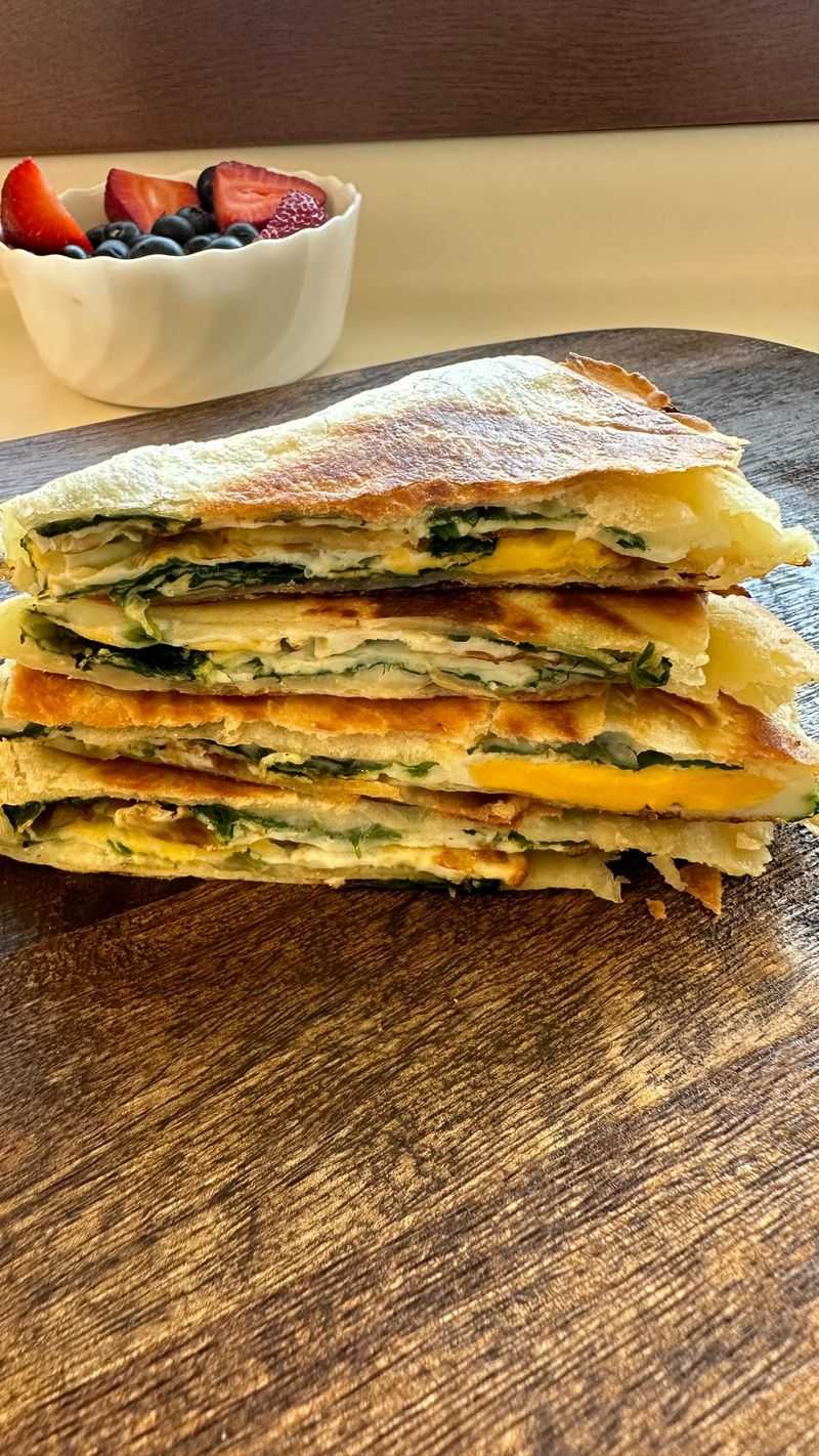 Keto Egg White Quesadillas with Spinach and Bacon