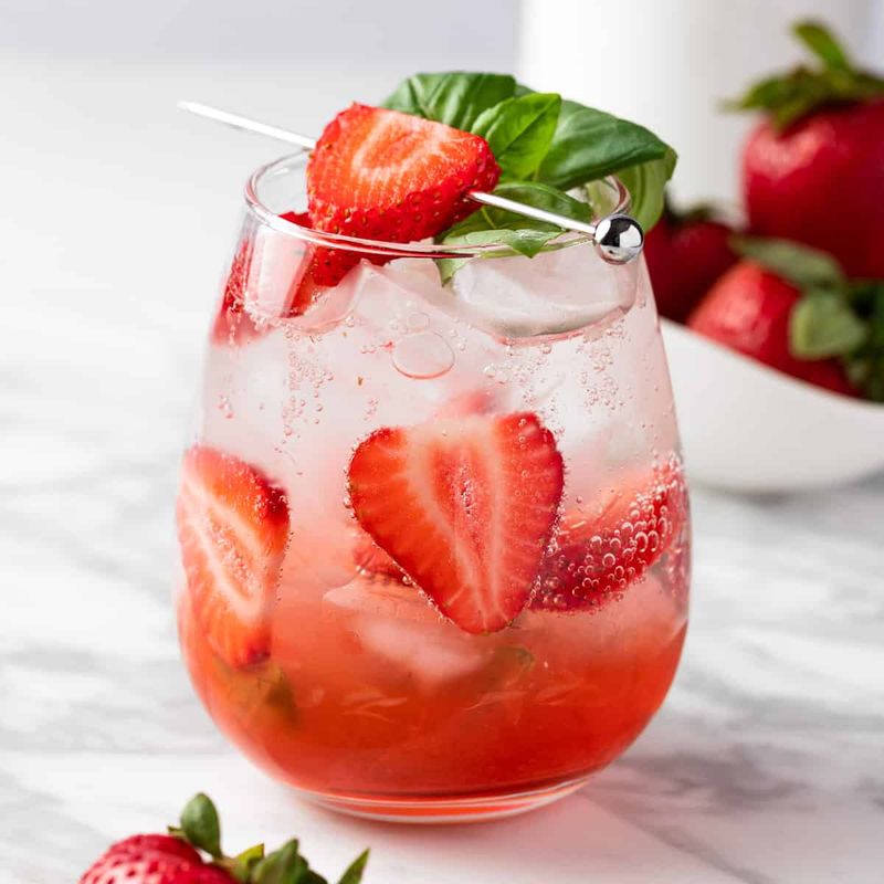 Strawberry Basil Fizz