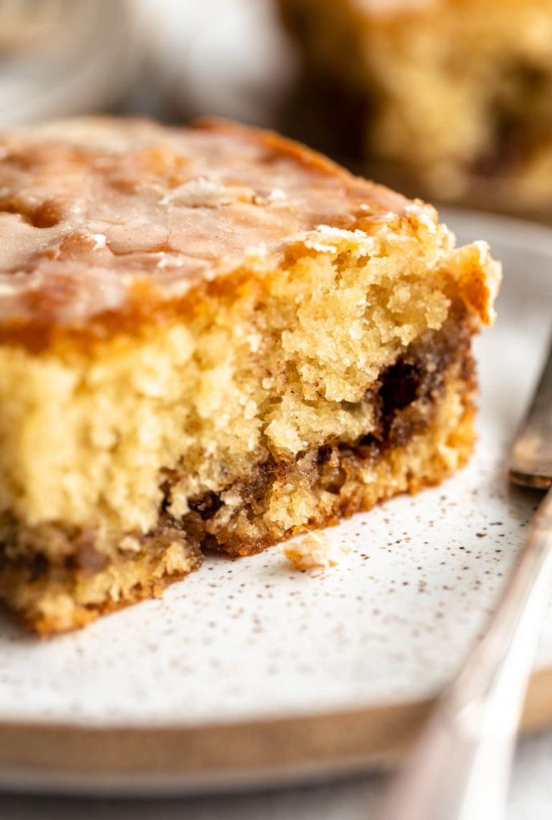 Honey Bun Cake