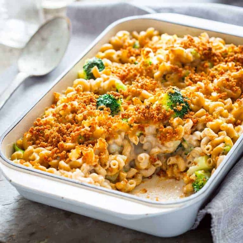 Baked Mac and Cheese with Broccoli