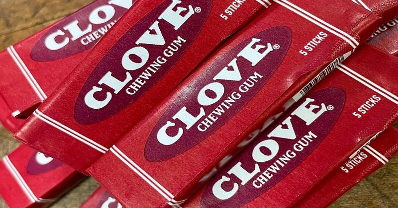 Clove Gum
