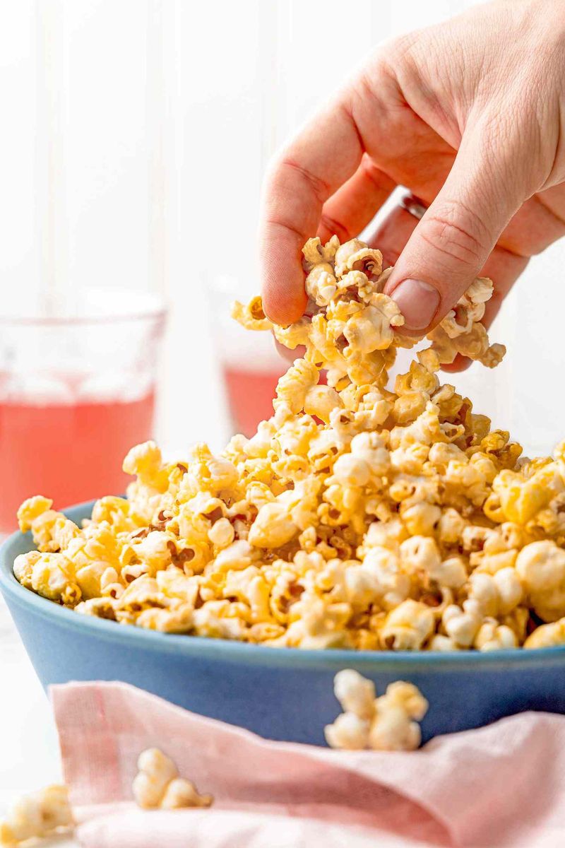 Buttery Popcorn (Movie Theater Style)