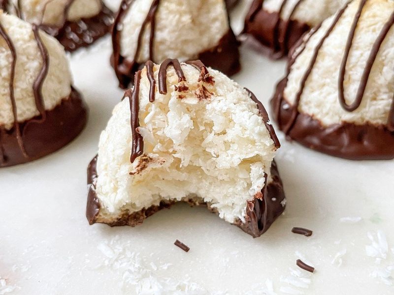 Coconut Macaroons (No-Bake Version)