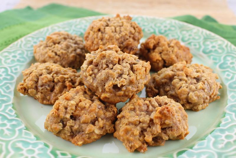 Homemade Oatmeal Cookies with Applesauce