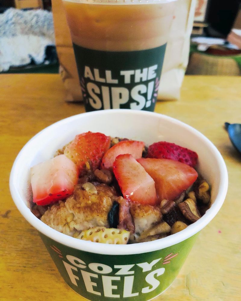 Panera Steel Cut Oatmeal with Strawberries and Pecans