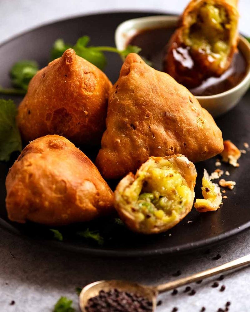 Samosas (Indian Spiced Pastries)