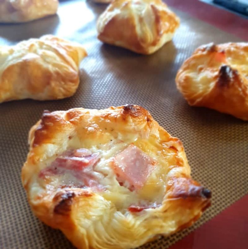 Ham & Cheese Puff Pastry Jambons