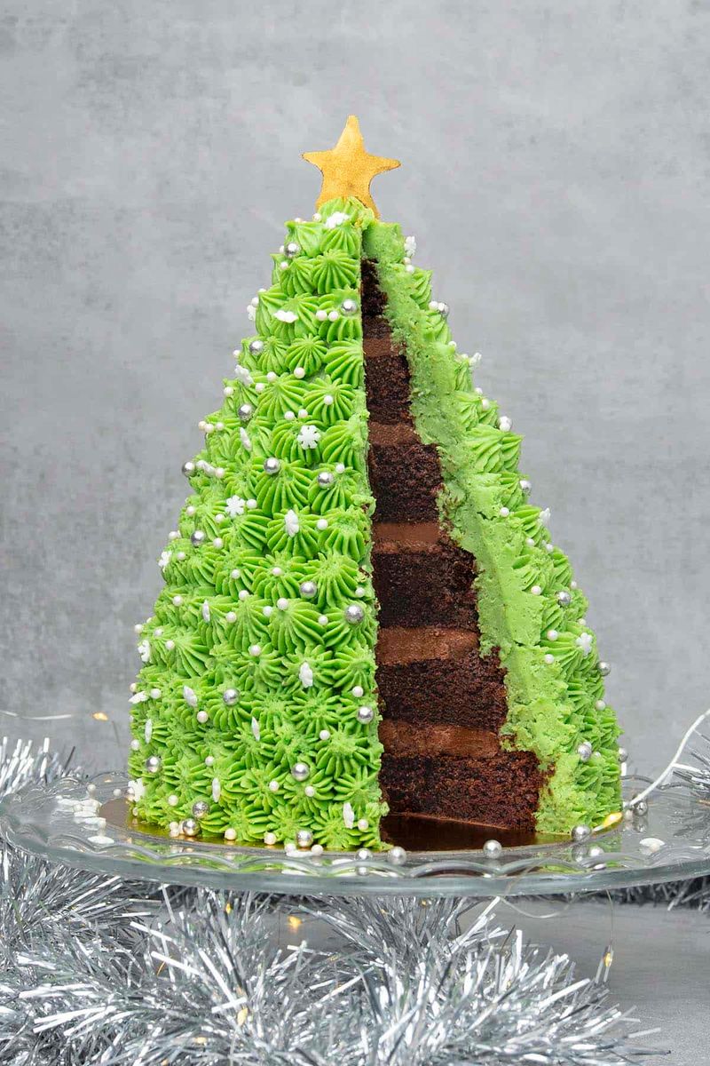 Christmas Tree Cake