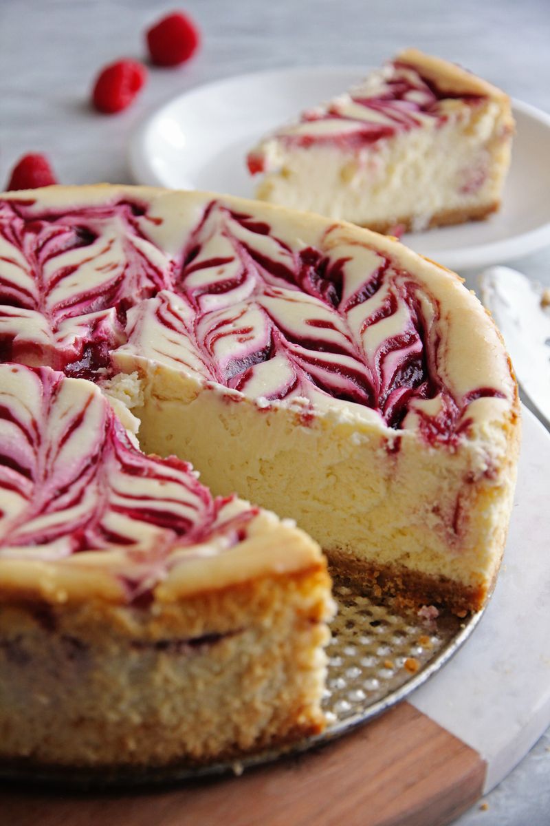 White Chocolate Raspberry Cheesecake