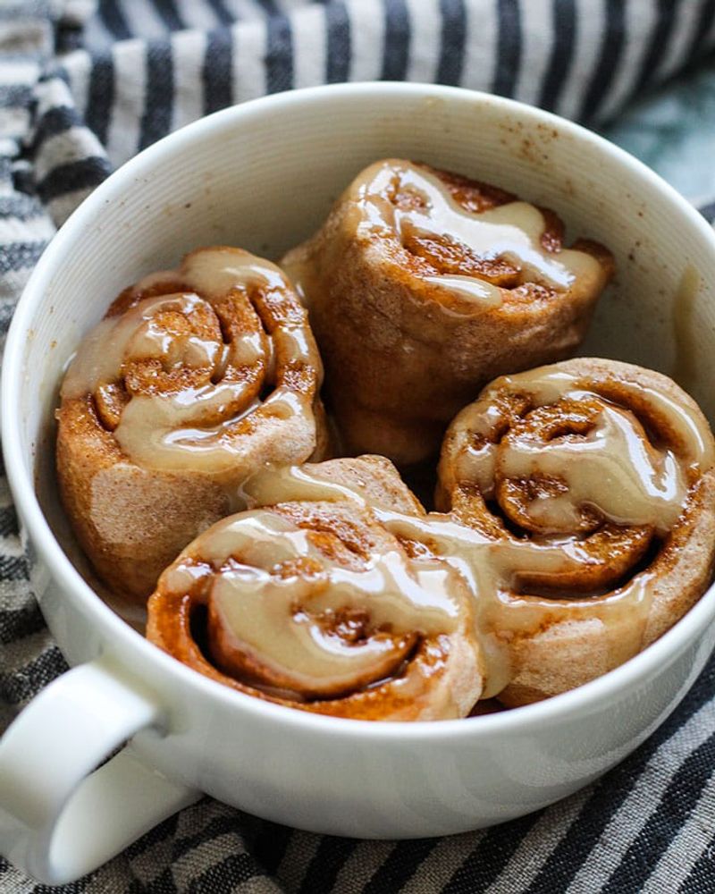 Cinnamon Roll in a Mug