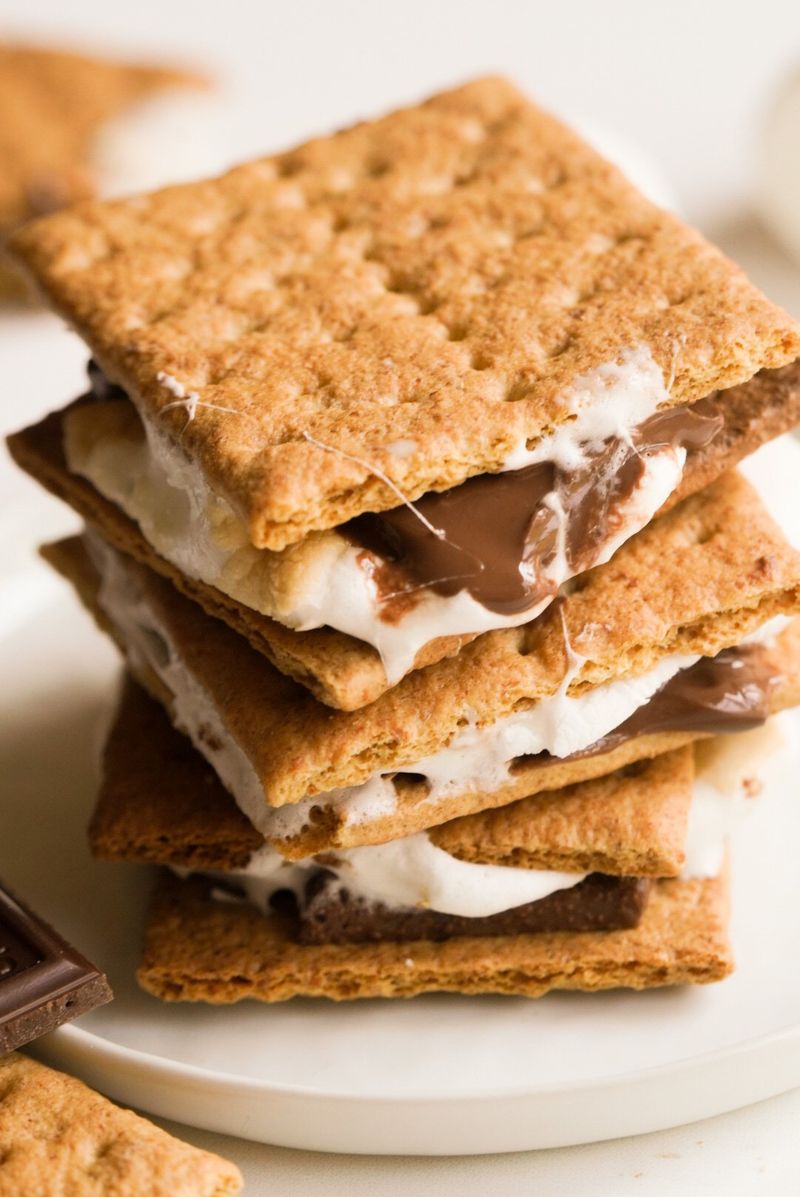 Air Fryer S'mores