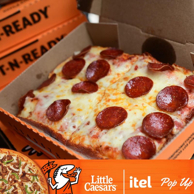 Deep Dish Pizza - Thick, Cheesy Comfort