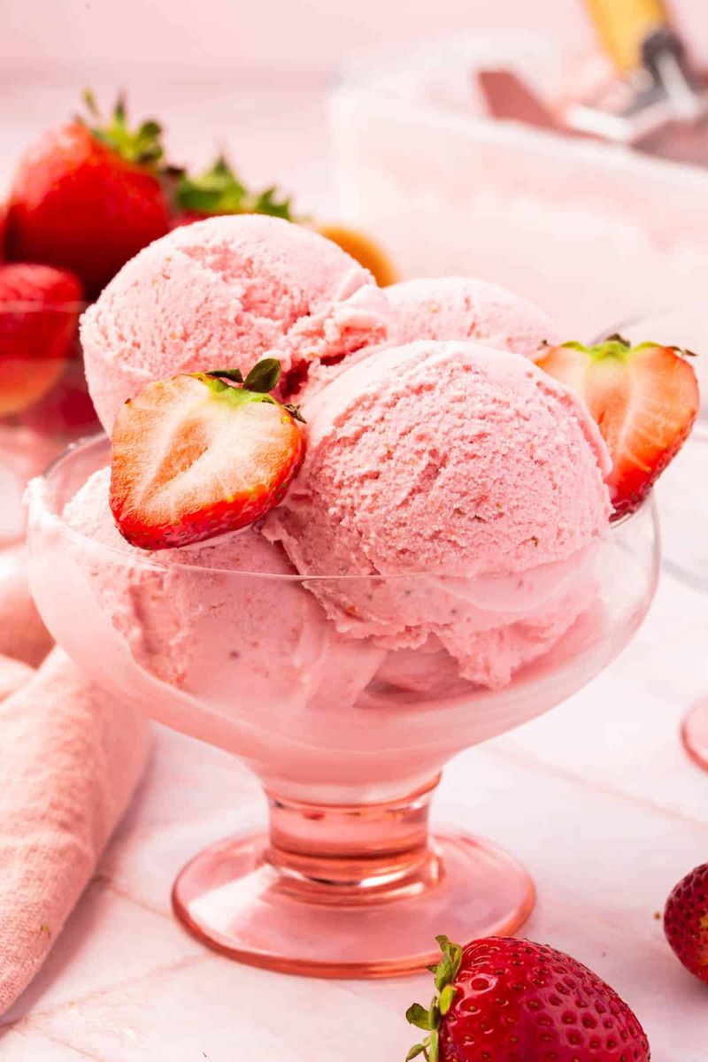 Fresh Strawberry: Kitchen-Made Magic