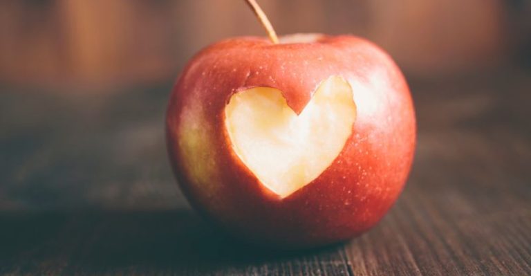 Clear Your Arteries Naturally With These 21 Delicious Foods