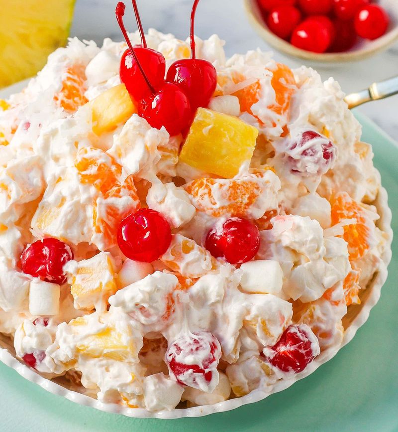 Canned Fruit Cocktail with Cottage Cheese