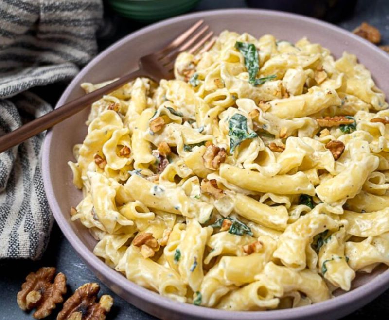 Gorgonzola Pasta with Pine Nuts