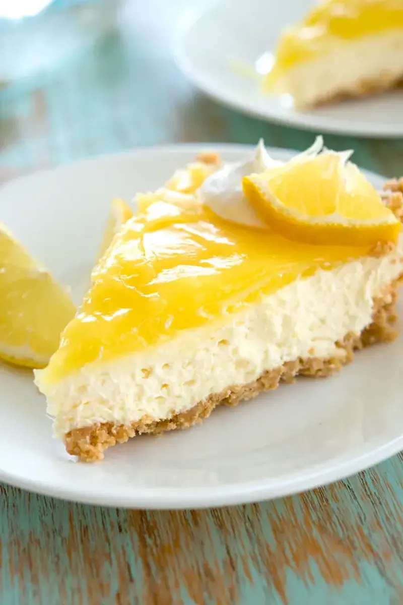 No-Bake Lemon Cream Cheese Pie