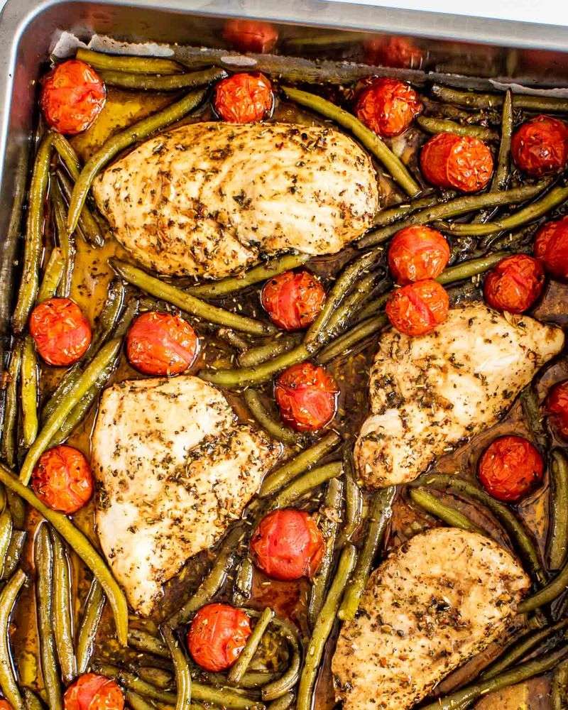 Sheet-Pan Balsamic Chicken & Asparagus