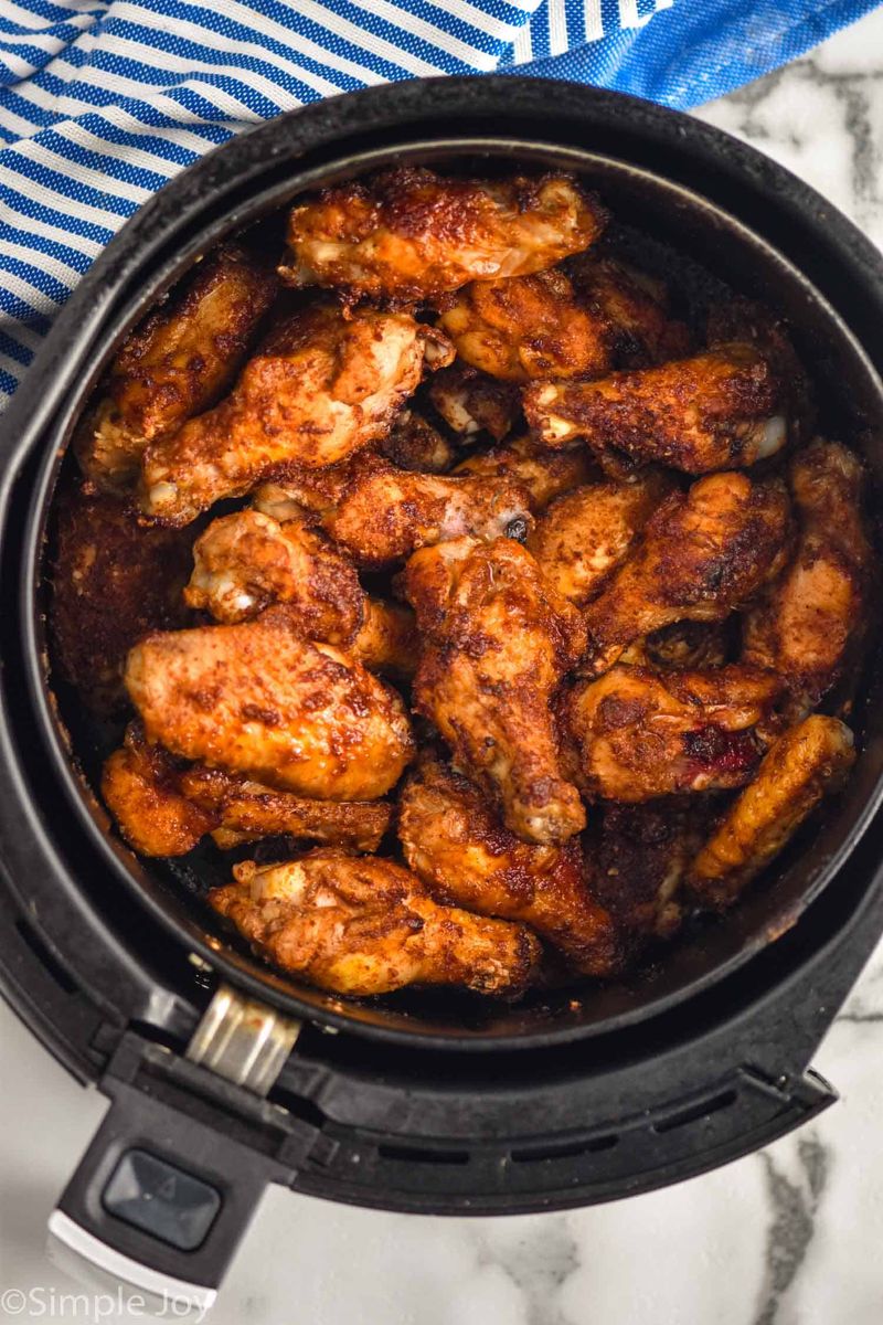 Juicy Air Fryer Chicken Wings