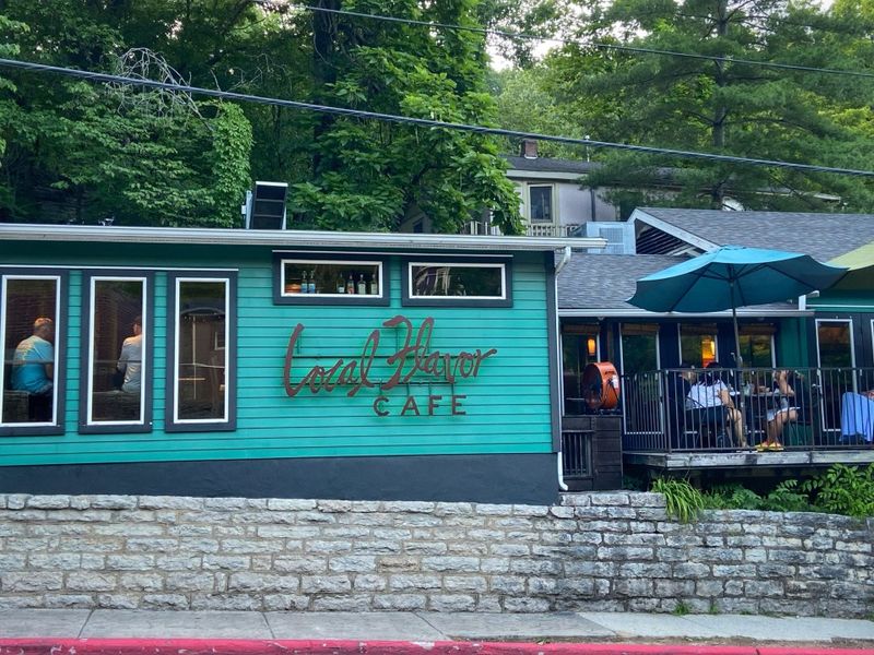 Local Flavor Cafe