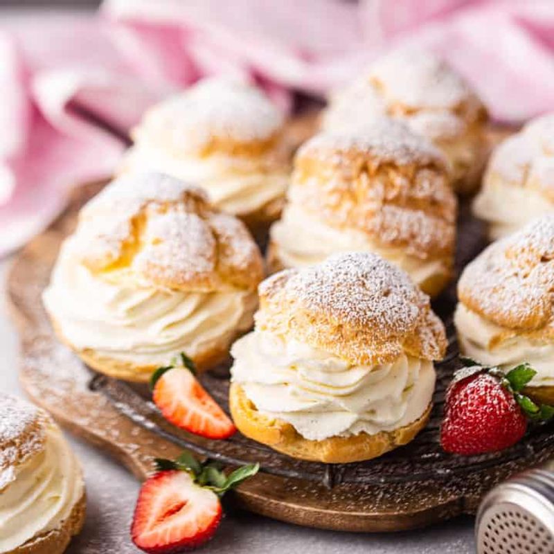 Cloud-Like Cream Puffs