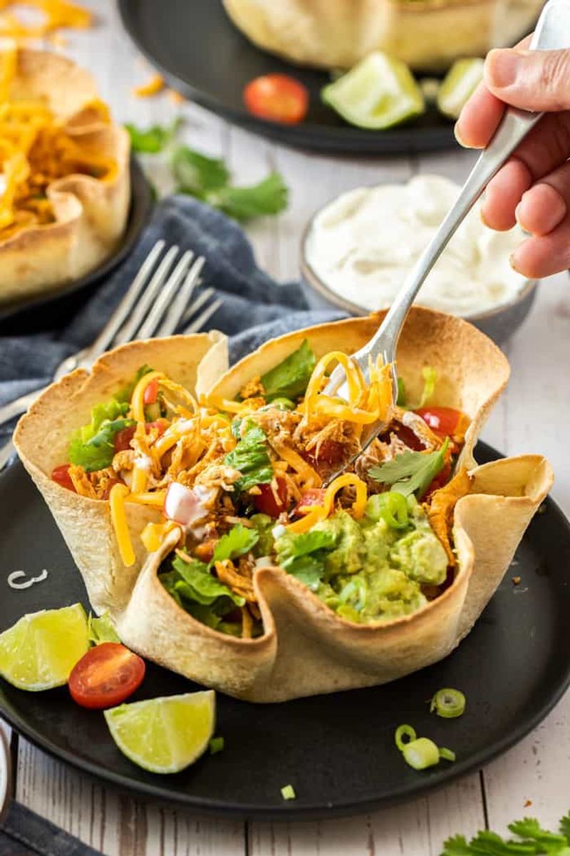 Fajita Salad In Tortilla Bowls