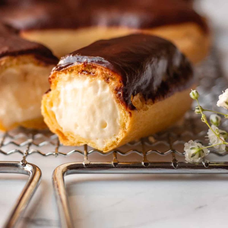 Chocolate Eclair
