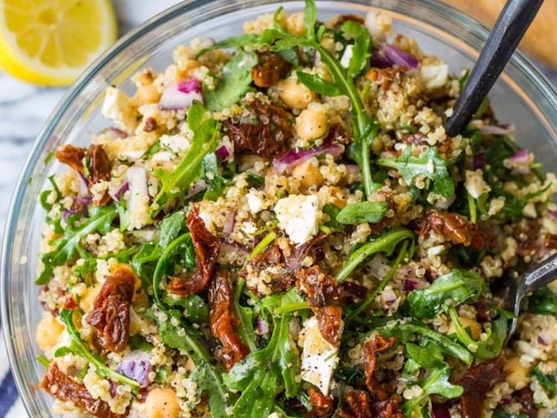 Mediterranean Chickpea & Quinoa Salad