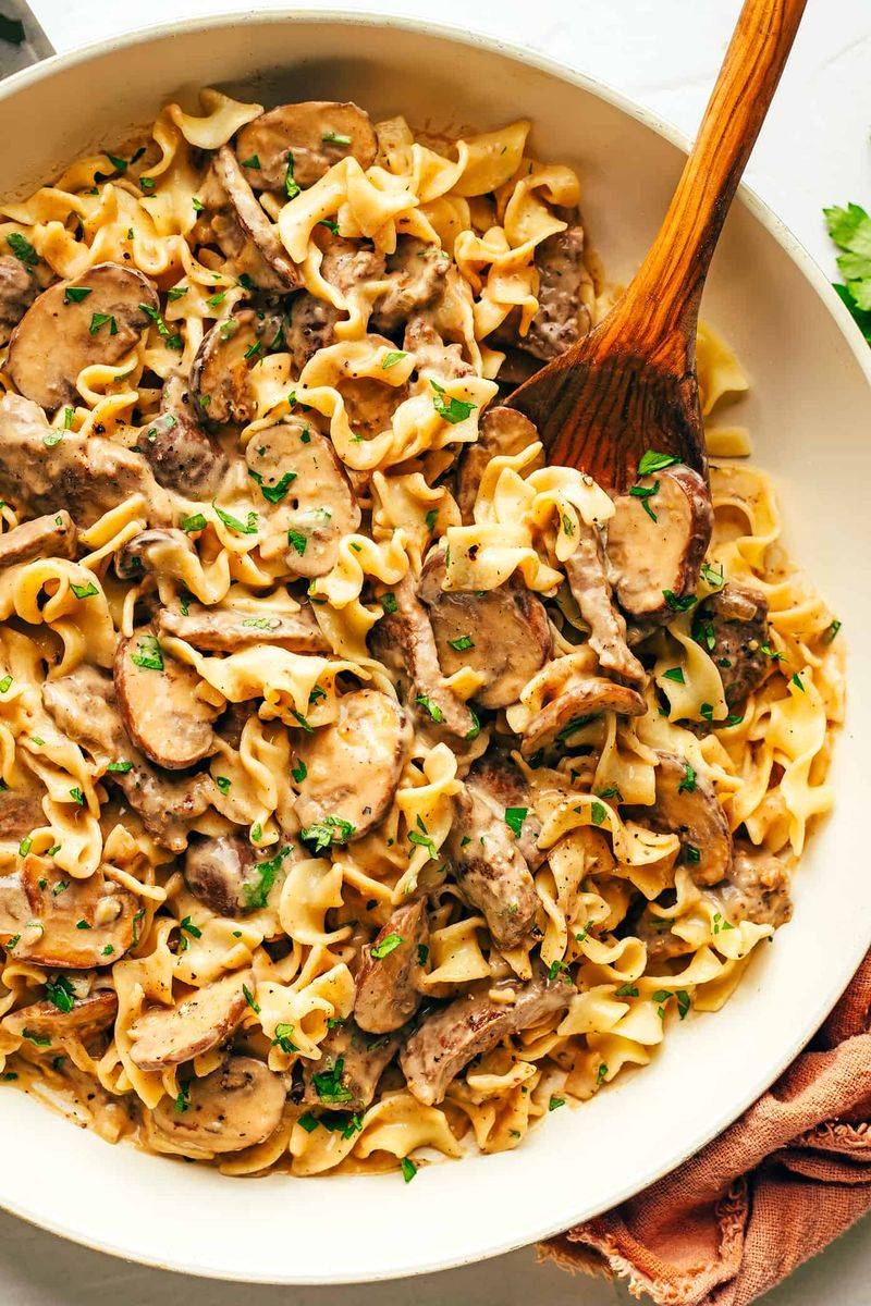 Creamy Ground Beef Stroganoff