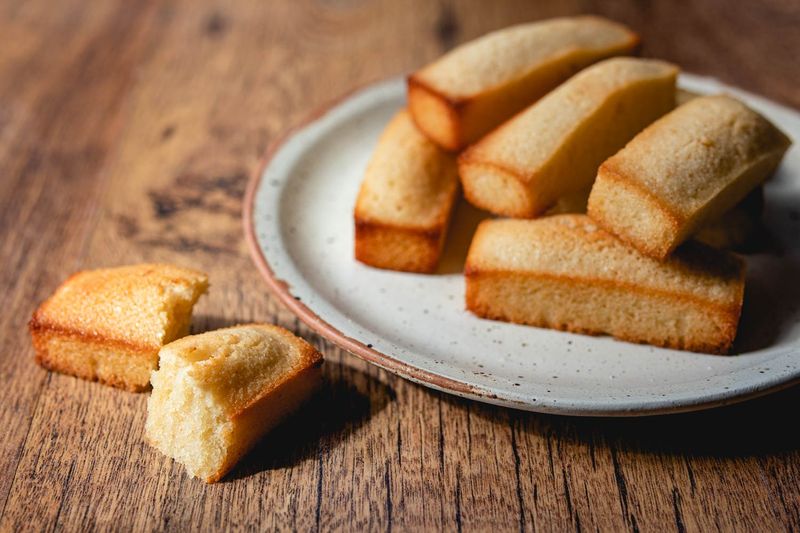Dainty Financiers