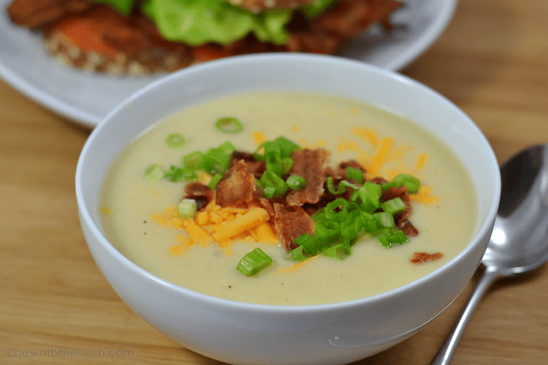 Loaded Baked Potato Cauliflower Soup
