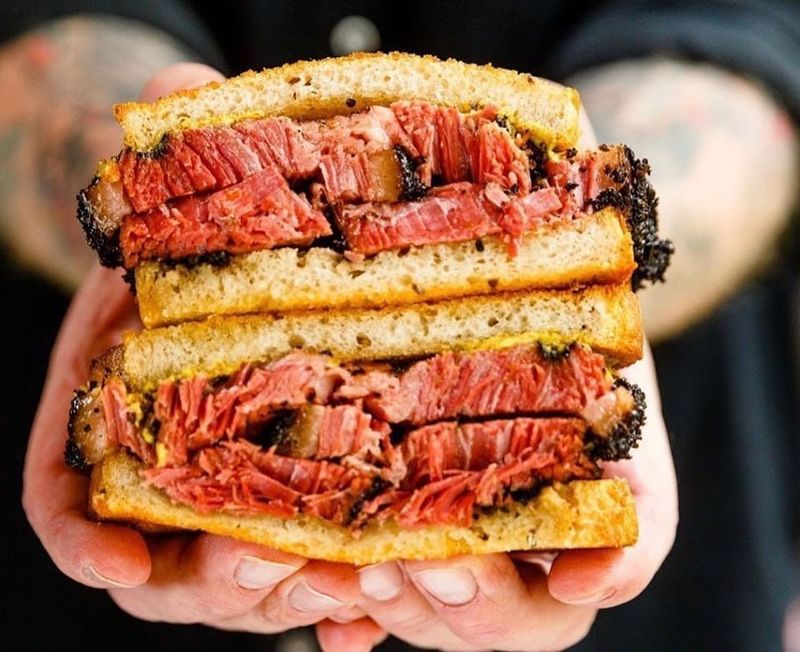 Pastrami Sandwich: New York's Deli Masterpiece