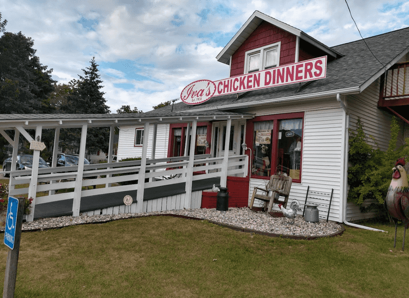 Iva’s Chicken Dinners (Standish)