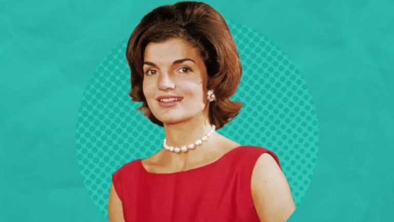 Jackie Kennedy’s 4-Ingredient Casserole Blends French Elegance with American Comfort