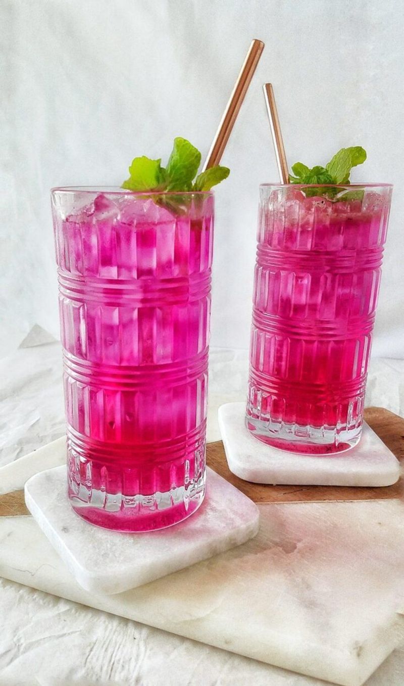 Starbucks Mango Dragonfruit Refresher