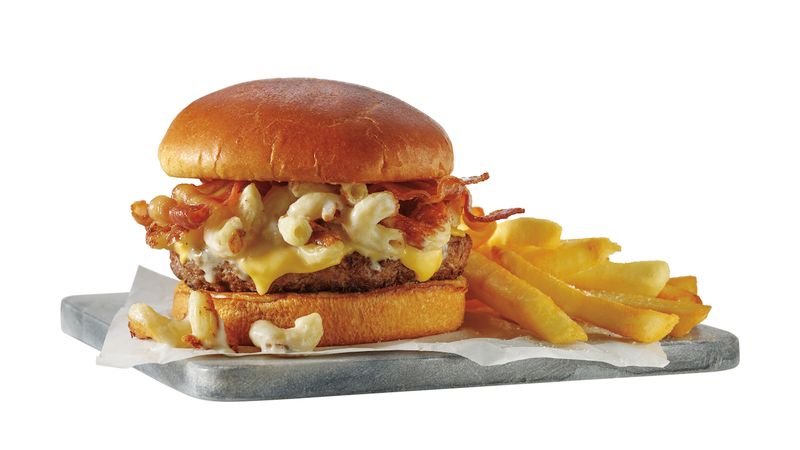 Friendly’s Mac & Cheese Grilled Cheese Burger Melt