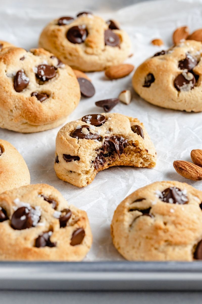 Almond Flour Cookies: Bakery-Style Satisfaction