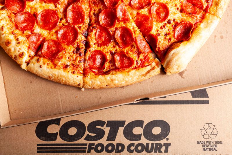 Food Court Pepperoni Pizza