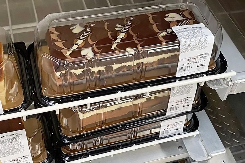 Tuxedo Chocolate Mousse Cake