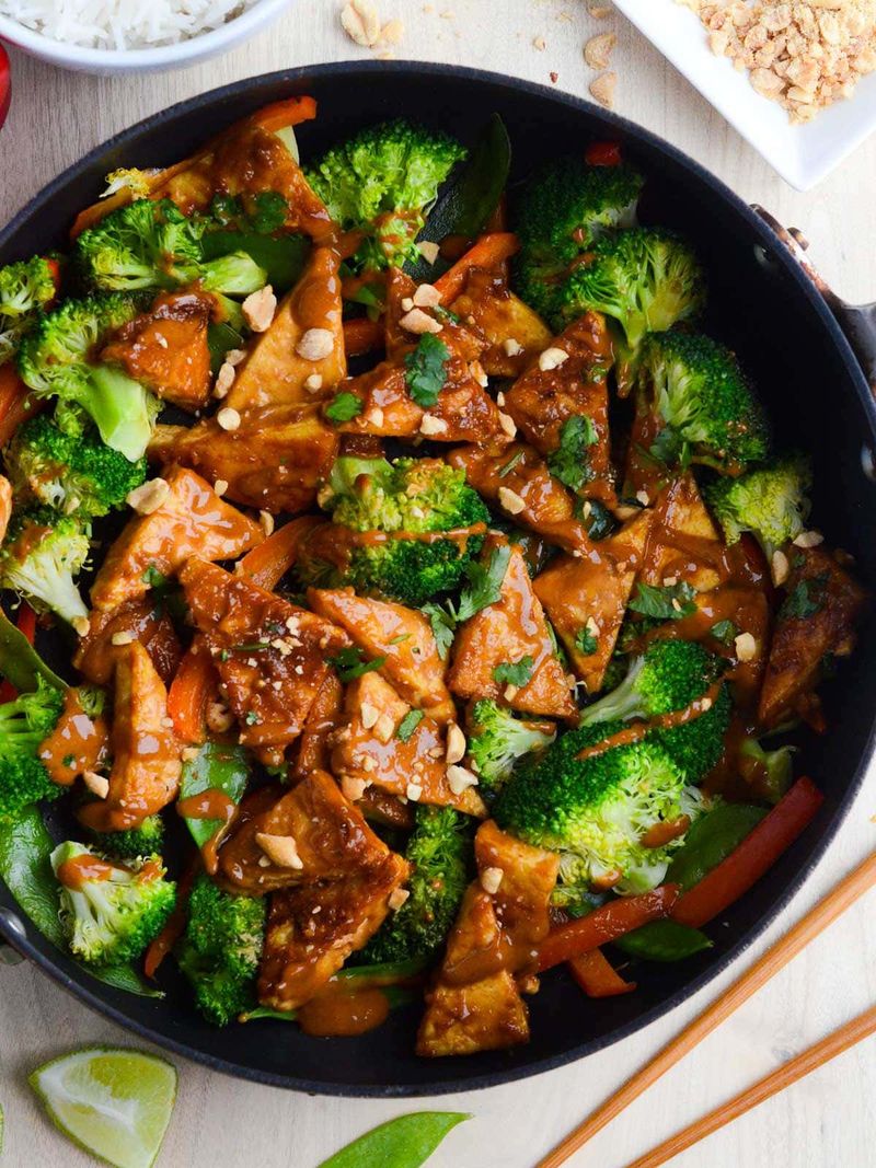Crispy Tofu with Peanut Ginger Stir Fry Veg