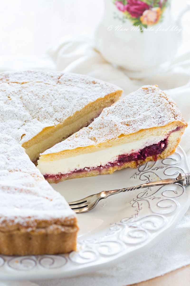 Crostata di Ricotta e Visciole