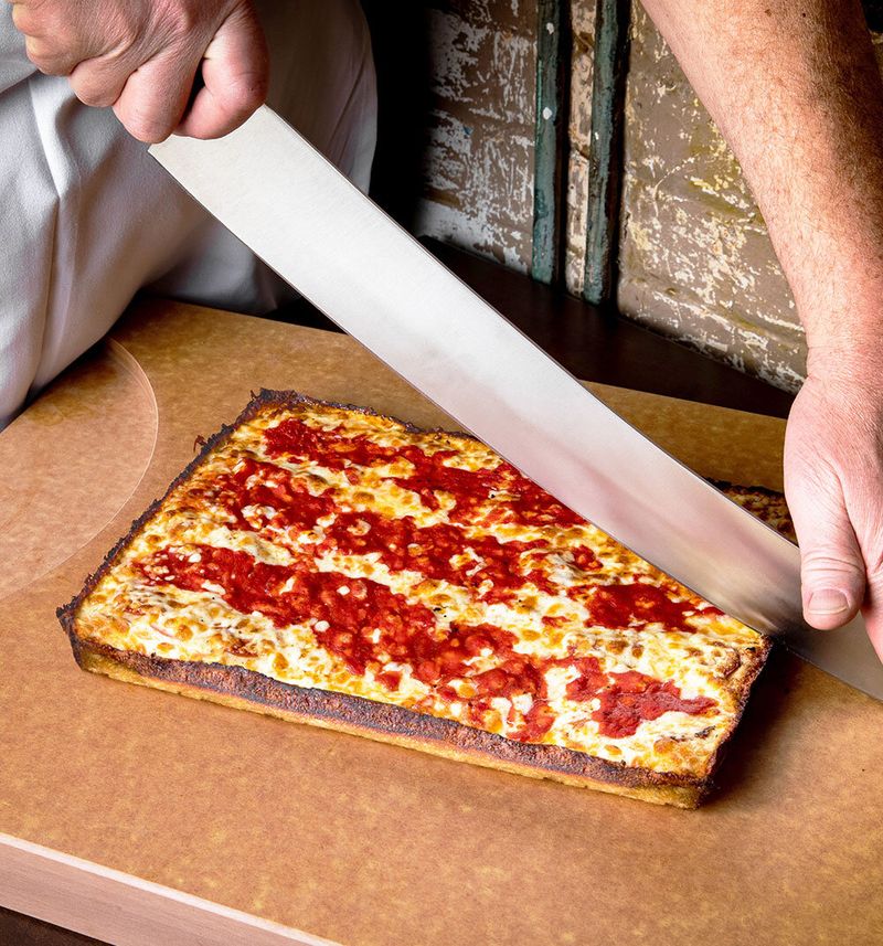 Michigan: Buddy's Pizza